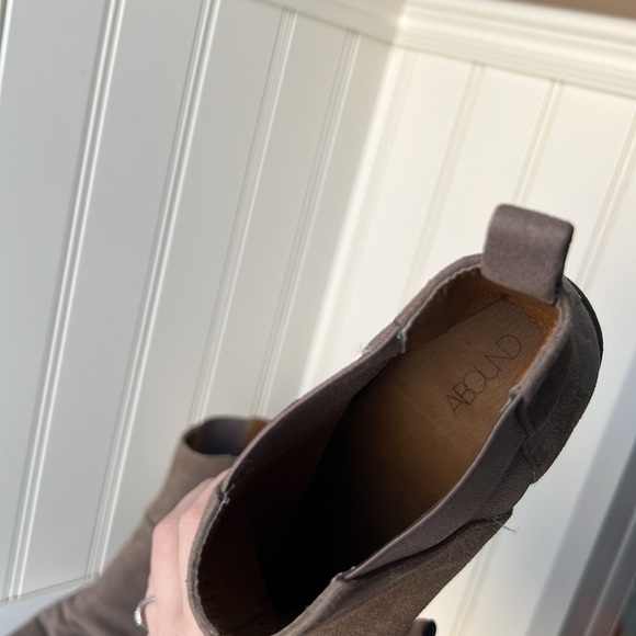Abound Brown Faux Suede Booties Size 7 - Picture 12 of 14